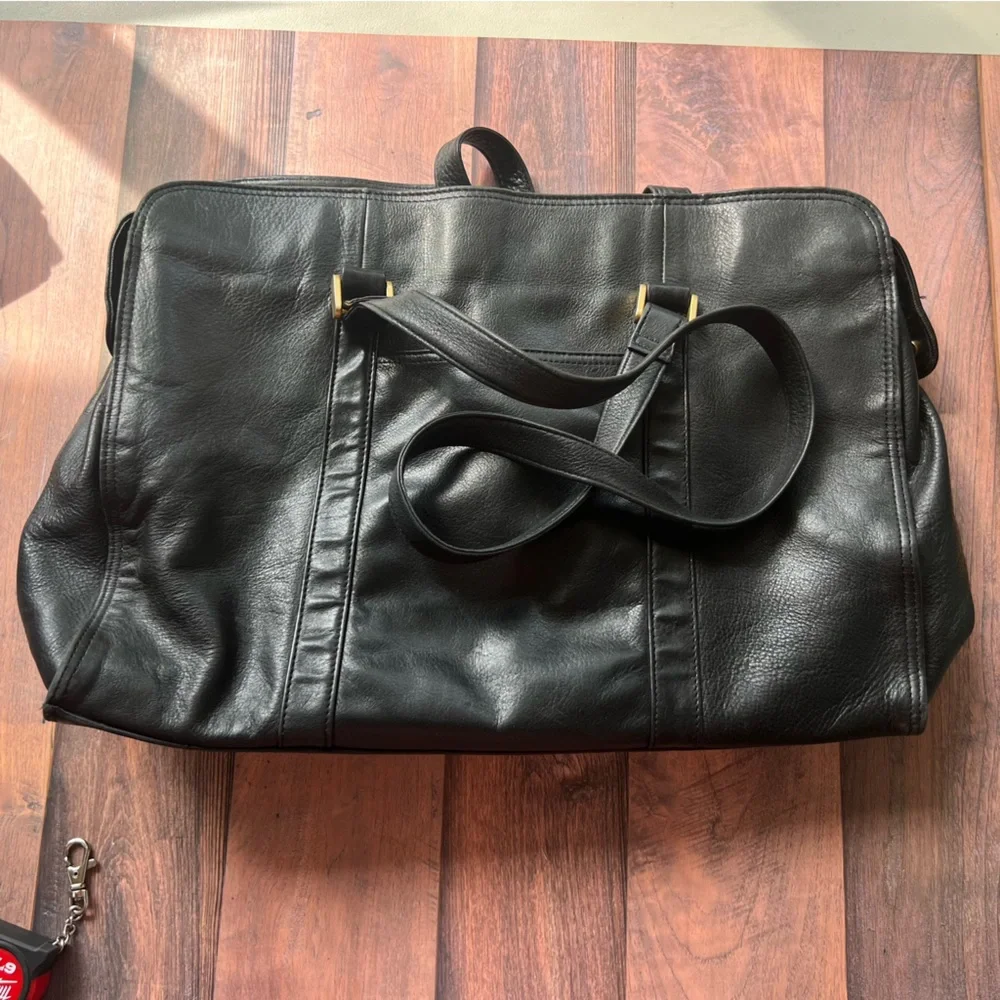 Bossino‎ Black Leather Bag